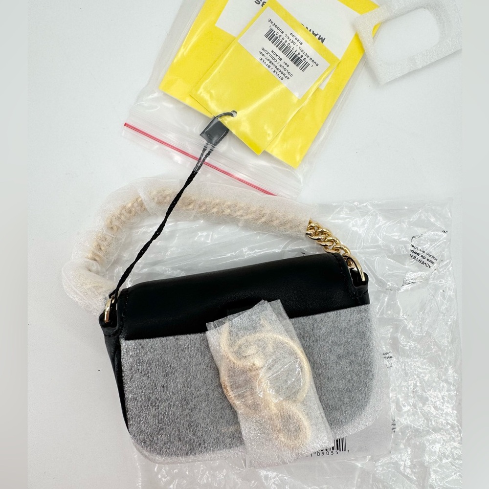Marc Jacobs Mini Black Leather Crossbody with Gold Chain - Picture 6 of 10